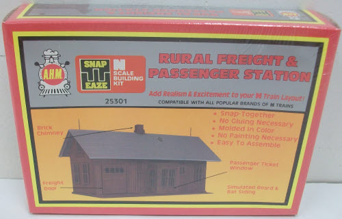 AHM 25301 N Scale Rural Freight& Passenger Station Kit