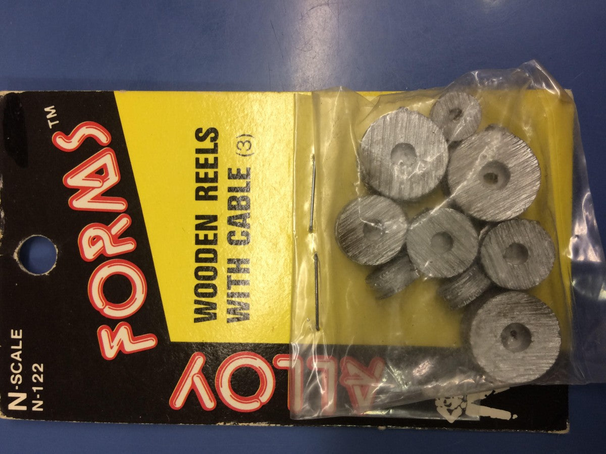 Alloy Forms N-122 N Scale Wooden Reels with Cable (Pack of 3)