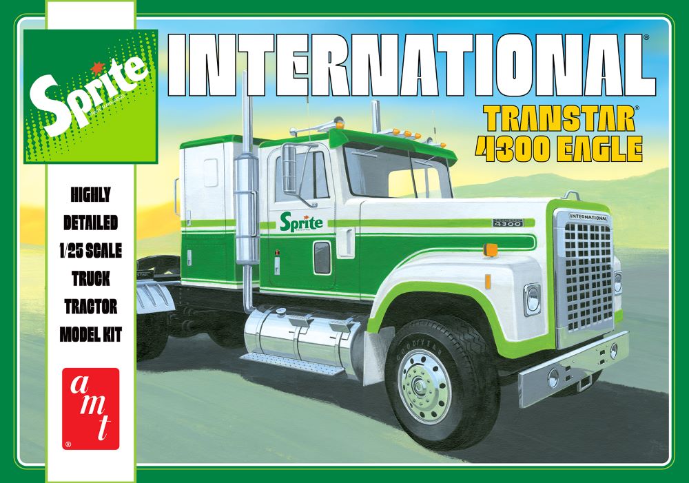 AMT 1394 1:25 International Transtar 4300 Eagle Sprite Tractor Cab Plastic Kit