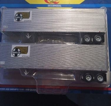 Athearn 73258 HO 40' Beaded Z-Van Trailers (Pack of 2)