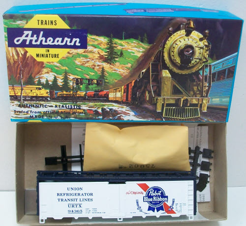 Athearn 2299-1 HO PBR 40' Steel Ice Bunker Reefer Kit
