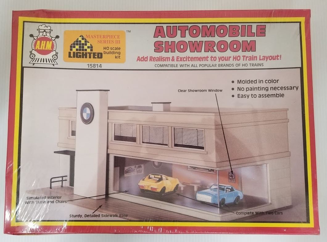 AHM 15814 HO Automobile Showroom Building Kit