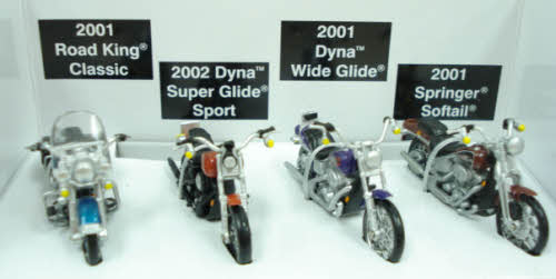 MTH 30-11077 O Harley Davidson Motorcycle Set (Set of 4)