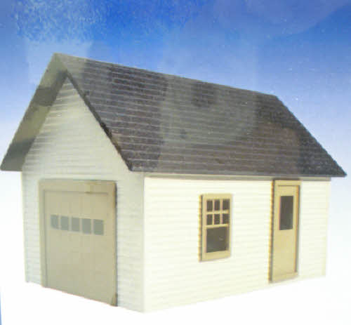 OGR 505 O Scale Ameri-Towne Single Door Detached Garage Kit