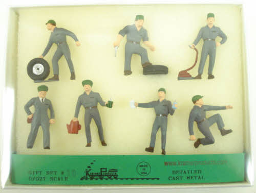 Kramer GS10 Gas Station Attendant Figures Set