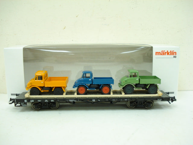 Marklin 46286 Flatcar with 3 Vehicles