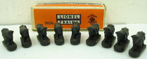 Lionel 3656-9 Vintage O Cattle Figures in Separate Sale Box (Set of 9)