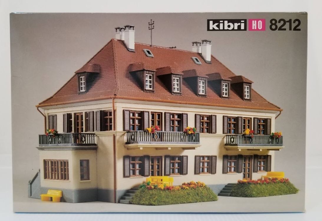 Kibri 8212 HO Black Forest Guest House Building Kit