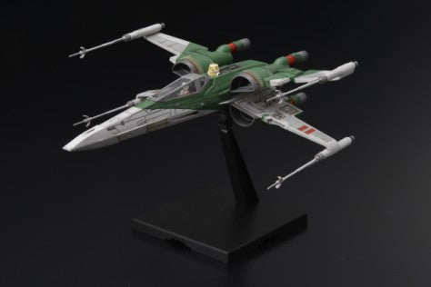 Bandai 5058313 1:72 Star Wars X-Wing Fighter Plastic Model Kit.