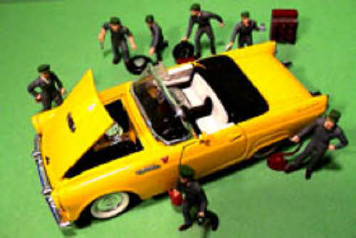 Kramer GS10 Gas Station Attendant Figures Set