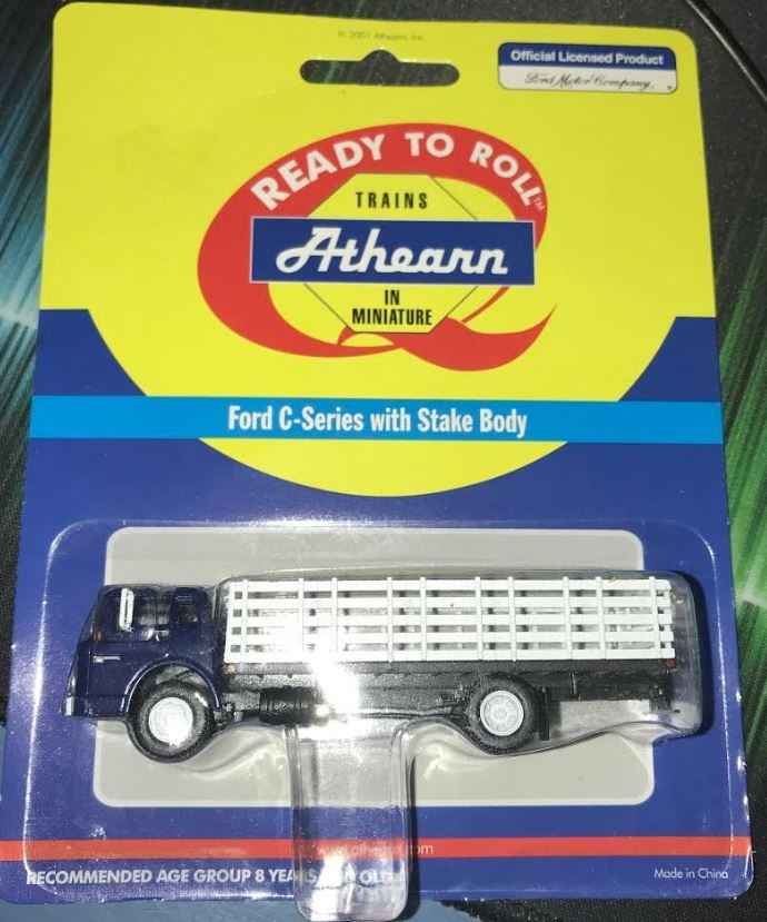 Athearn 02723 HO Scale Navy Blue Ford C-Series Single Axle W/Stake Body Truck