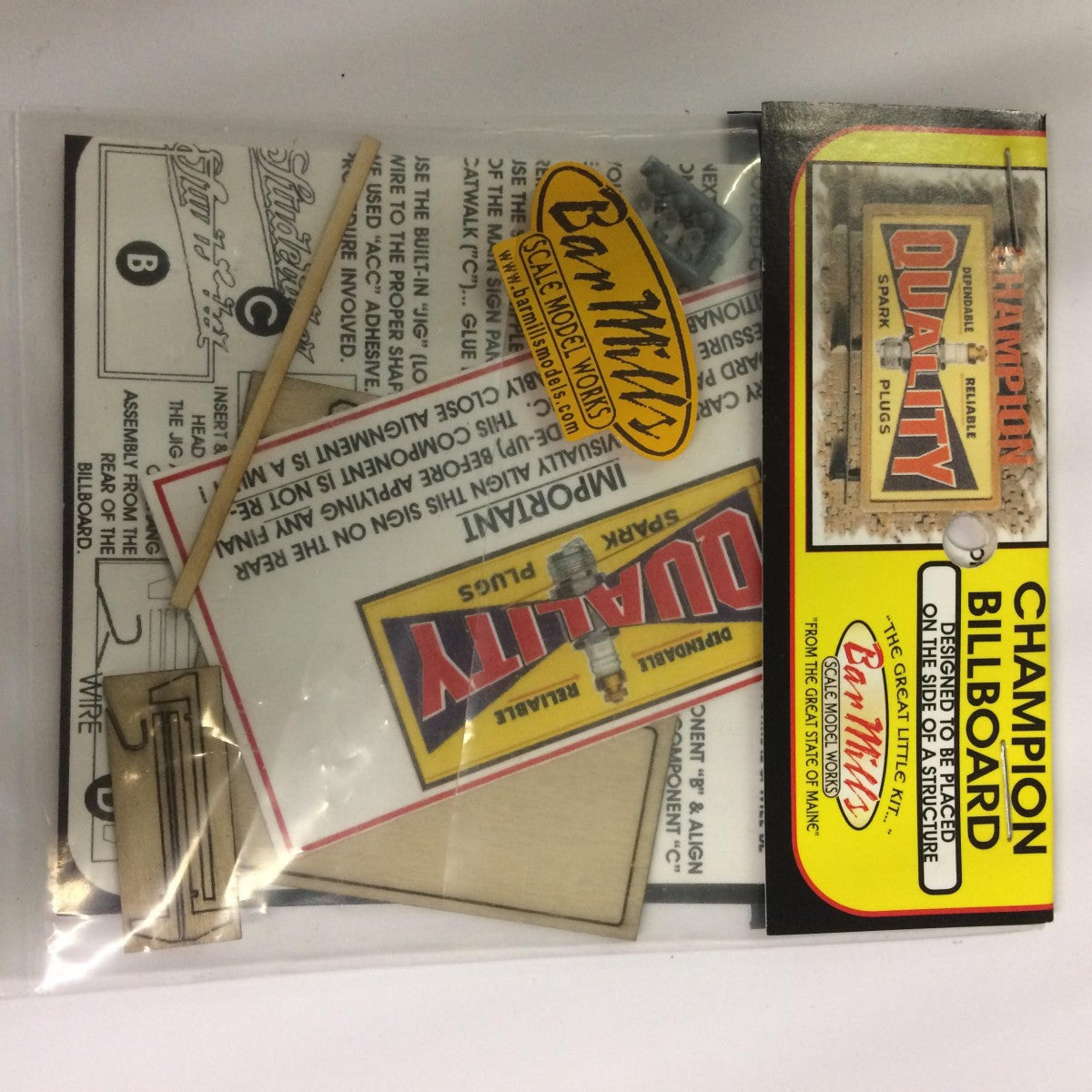 Bar Mills 0141 HO Champion Spark Plug Wall Mounted Billboard Kit