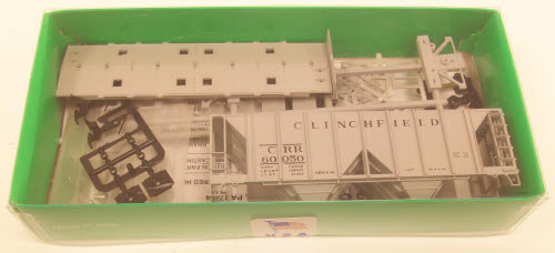 Bowser 55662 HO Clinchfield ACF 70-Ton 2 Bay Hopper Kit
