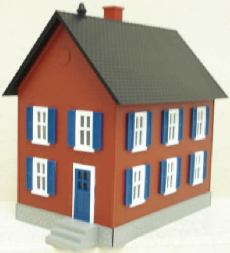 MTH 30-90247 O Gauge Row House (Red with Blue Shutters)