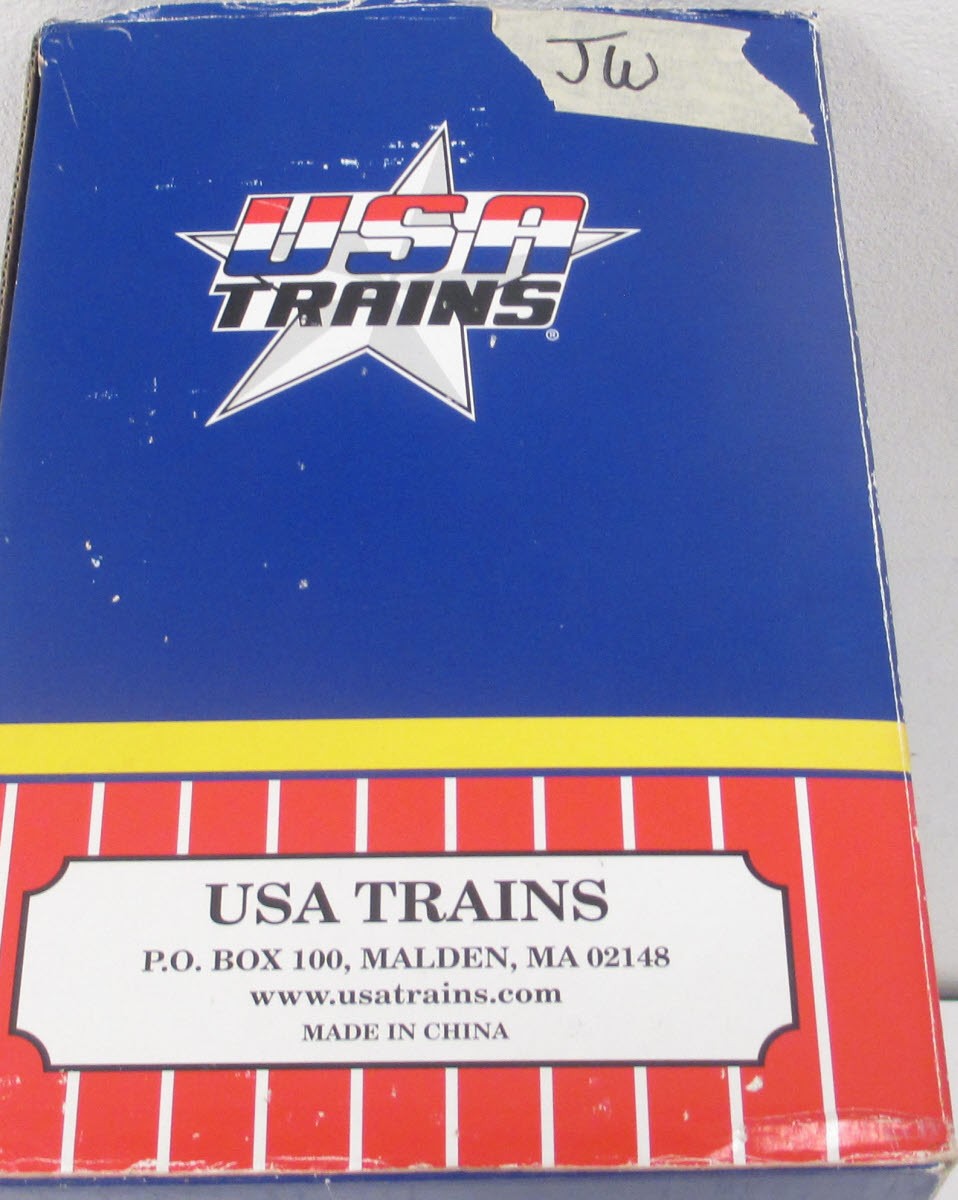 USA Trains 15117 G Dupont 10,000-Gallon Tank Car (Metal Wheels)