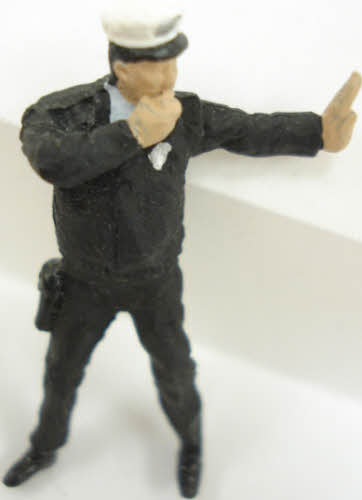 Arttista 1164 O Scale Traffic Cop Pewter Figure