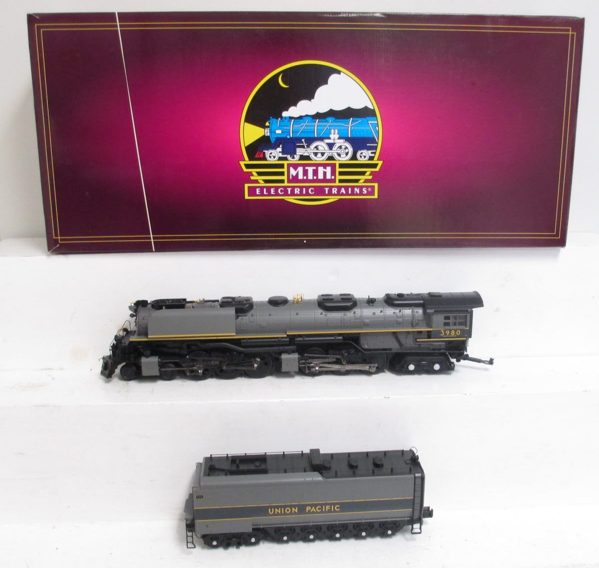 MTH 20-3481-1 UP 4-6-6-4 Challenger Steam w/P-S 3.0 Hi-rail Wheels #3980