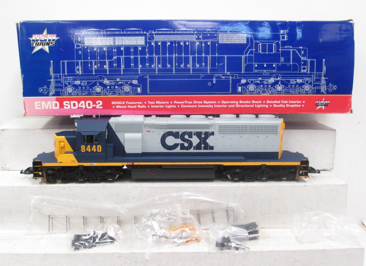 USA Trains 22304 G CSX SD40-2 Powered Diesel Locomotive #8440