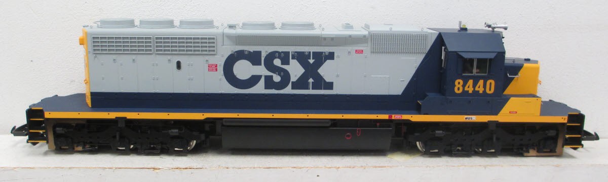 USA Trains 22304 G CSX SD40-2 Powered Diesel Locomotive #8440