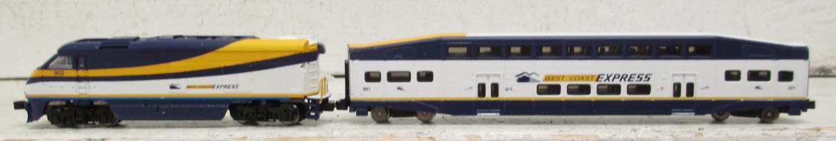 American Z-Line 7007 West Coast Express Z Gauge Diesel Passenger Train Set