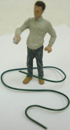 Arttista 1230 O Scale Man w/ Hose Pewter Figure