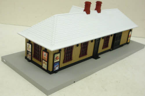 MTH 30-90245 O North Pole Country Passenger Station
