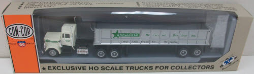 Con-Cor 0004-000100 HO Star Glass Tractor Trailer Truck