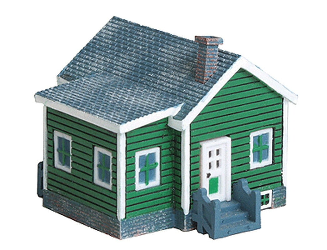 Imex 6349 N Perma-Scene Green Assembled Country Cottage