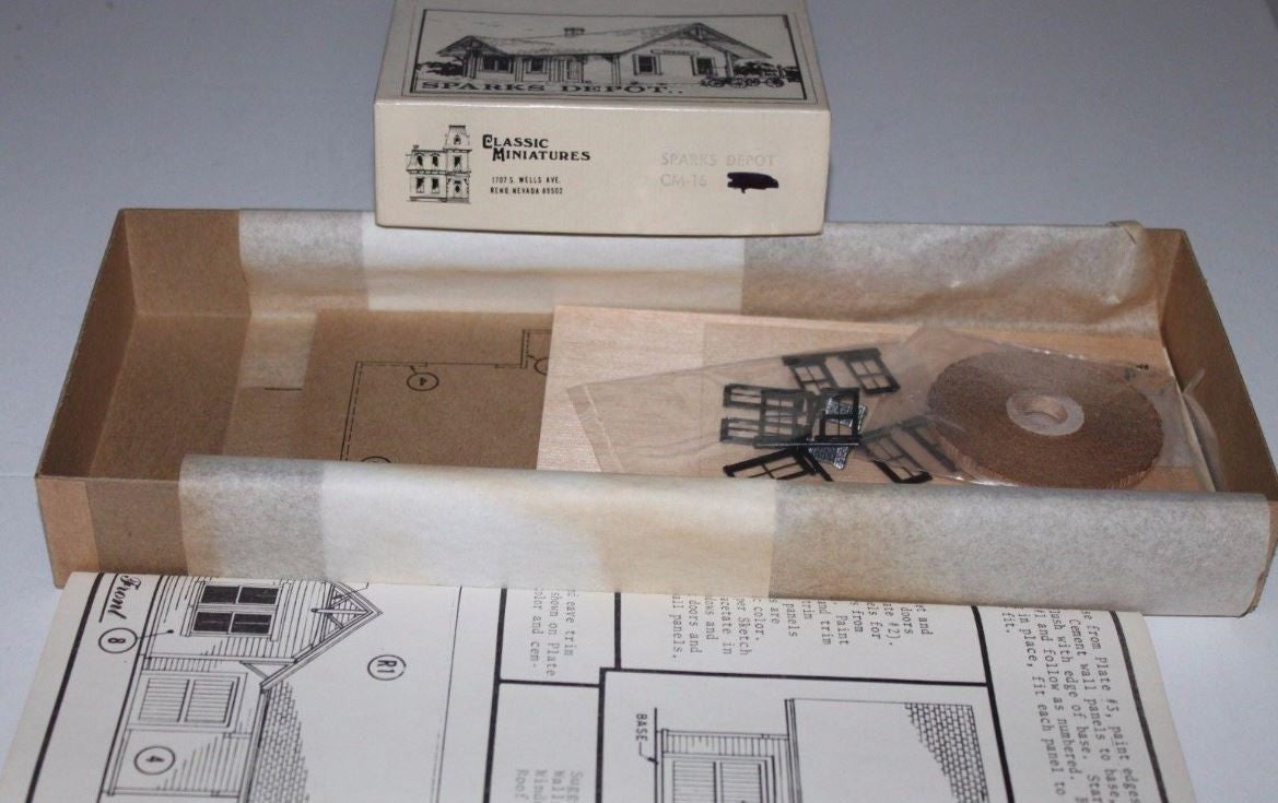 Classic Miniatures CM-16 HO Sparks Depot Building Kit