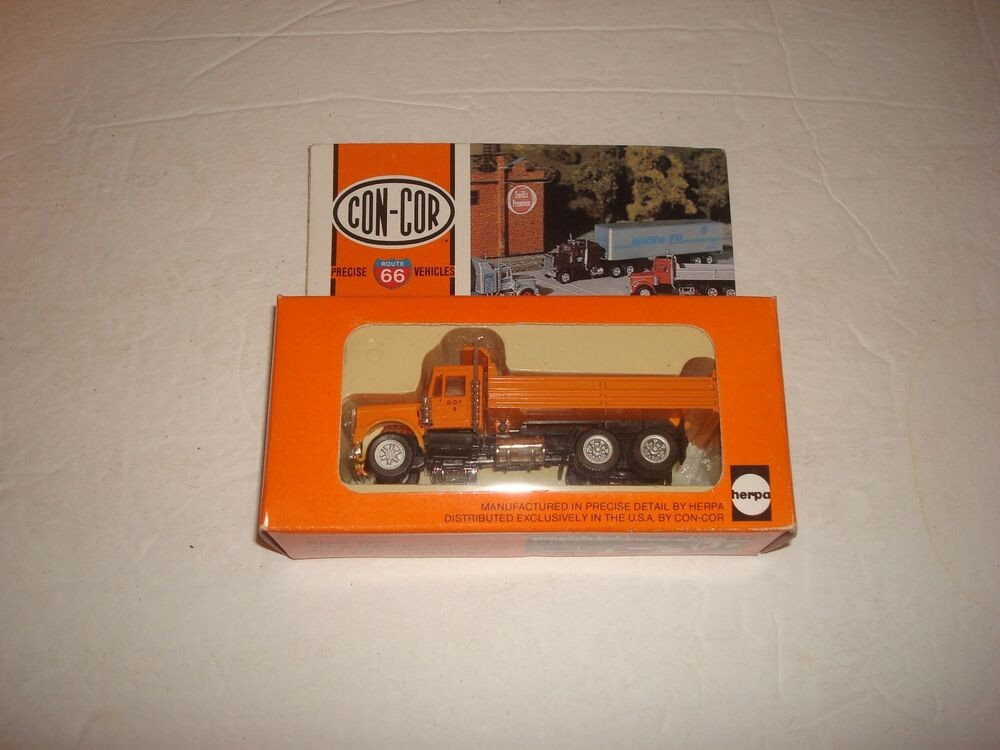 Con-Cor 0004-001012 HO State Highway Tractor & Dump D.O.T. # 9