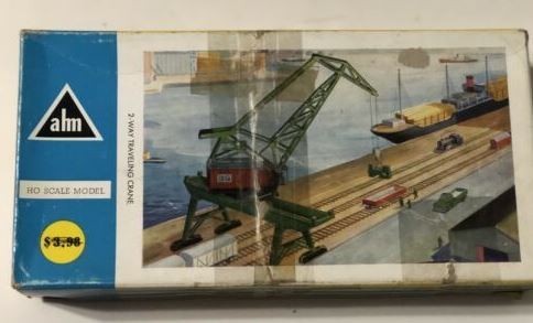 AHM B1307 HO Scale 2-Way Traveling Crane Model Kit