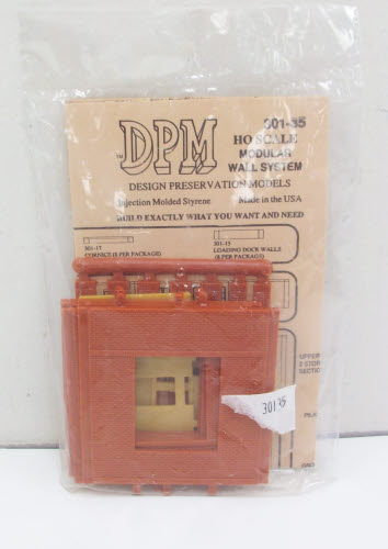 DPM 301-35 HO Dock Level Wall Sections w/Overhead Door Kit