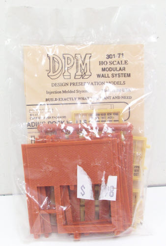 DPM 301-71 HO Street Level Wall Sections W/Steel Sash Entry Kit