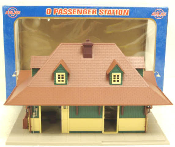 Atlas 66901 O Gauge Built-Up Passenger Station