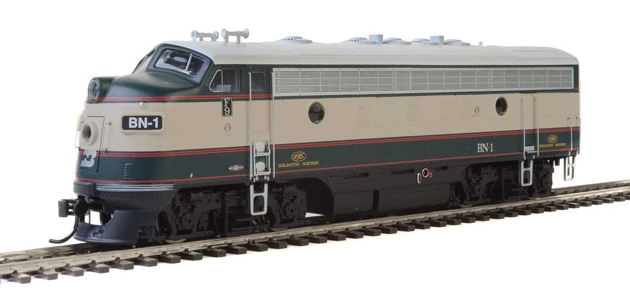 Walthers 910-9936 HO Burlington Northern EMD F7 A Diesel Locomotive #1