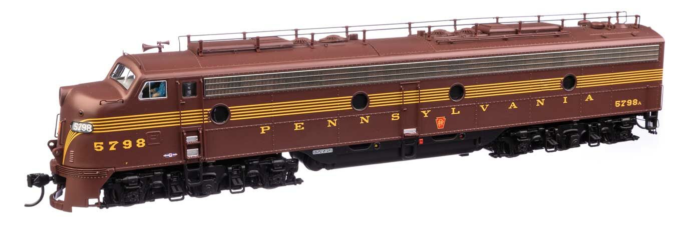 Walthers 920-49900 HO PRR EMD E8 A-A Diesel Locomotive - DC #5798A, 5715