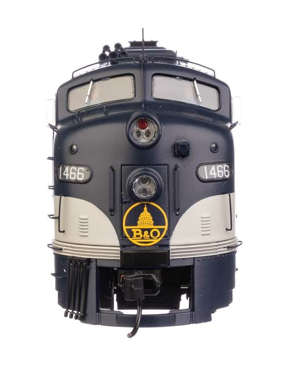 Walthers 920-49908 HO B&O EMD E8 A-A Diesel Locomotive - DC #1462 & 1466