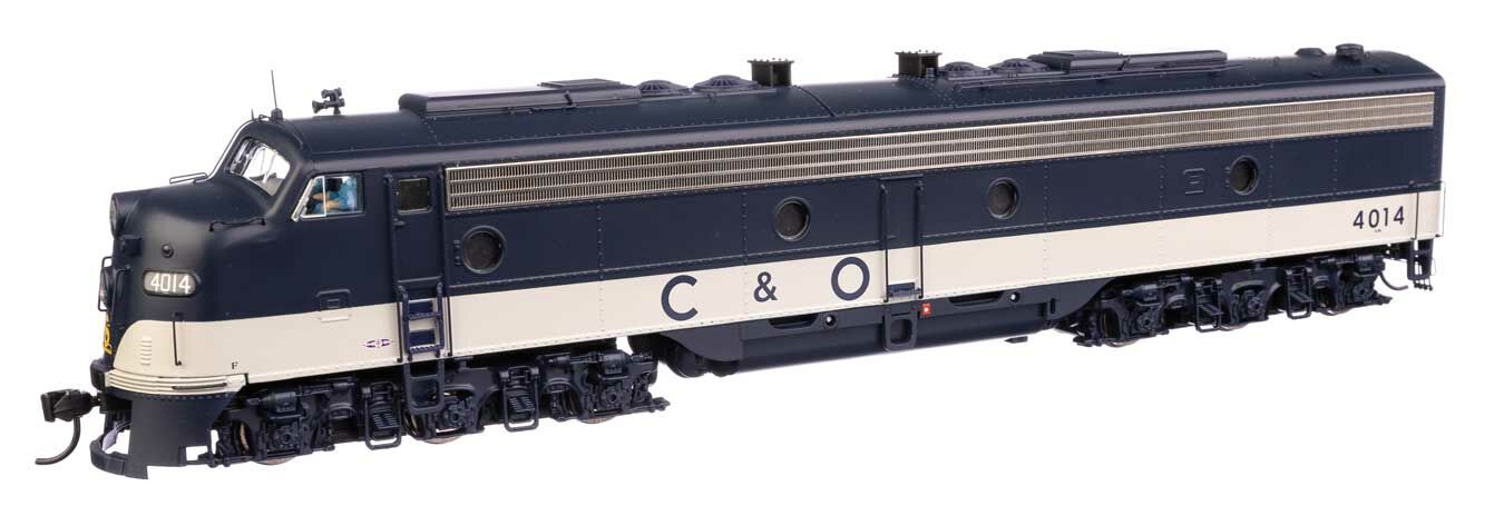 Walthers 920-49911 HO C&O EMD E8 A-A Diesel Loco - Standard DC #4014 & 4026