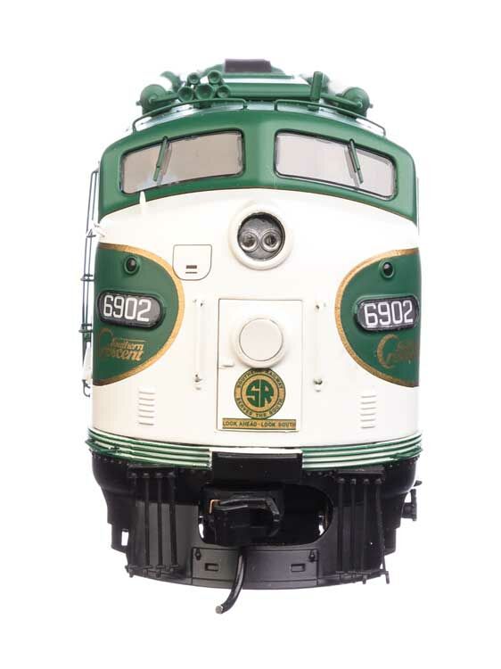 Walthers 920-49920 HO Southern EMD E8 A-A Diesel Loco - Standard DC #6902 & 6910