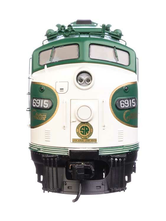 Walthers 920-49921 HO Southern EMD E8 A-A Diesel Loco Standard DC #6903 & 6915