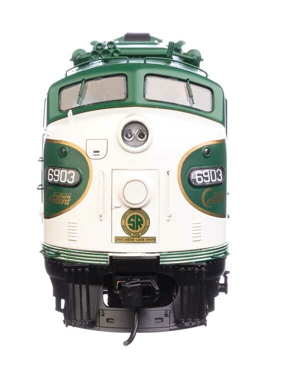 Walthers 920-42921 HO SOU EMD E8 A-A Diesel Loco w/ Sound & DCC #6903 & 6915