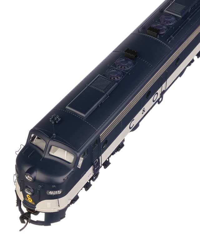 Walthers 920-49912 HO C&O EMD E8A Diesel Locomotive - Standard DC #4015