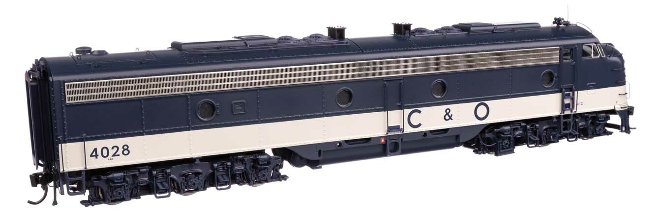 Walthers 920-49913 HO C&O EMD E8A Diesel Locomotive - Standard DC #4028