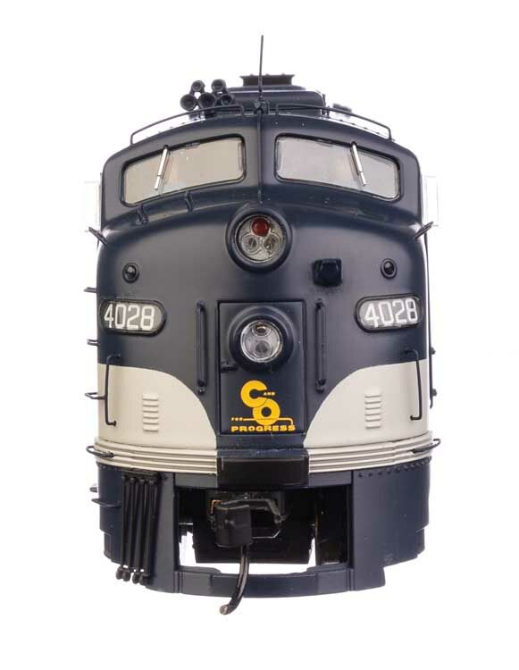 Walthers 920-49913 HO C&O EMD E8A Diesel Locomotive - Standard DC #4028