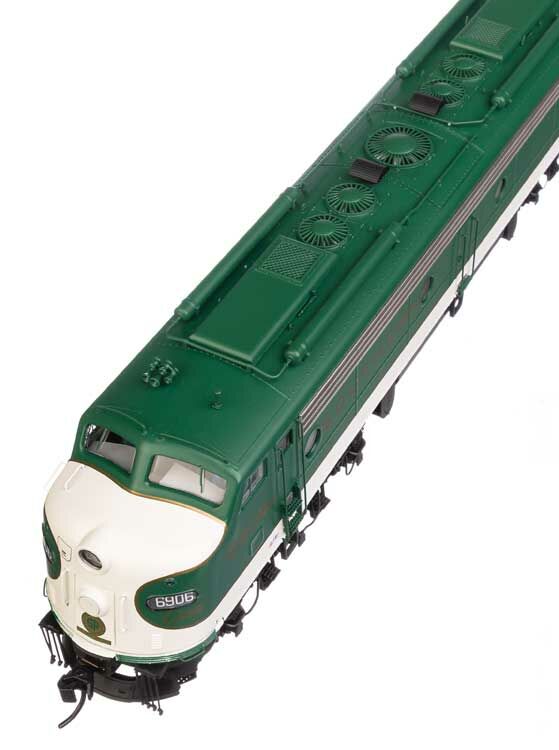 Walthers 920-42923 HO Southern EMD E8A Diesel Loco with Sound & DCC # 6906