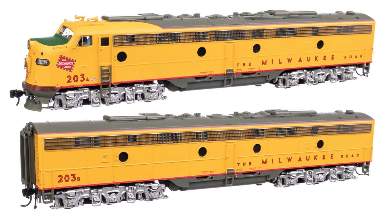 Walthers 920-42951 HO MILW EMD E9A - E9B Diesel Loco - Sound & DCC #203A, 203B