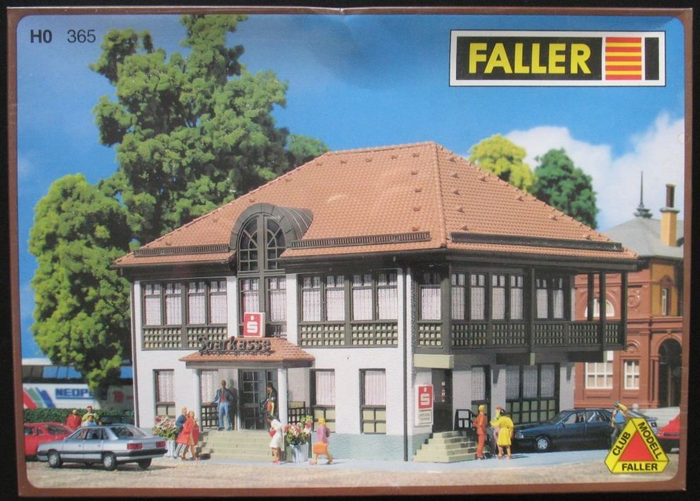 Faller 365 HO Bank Building Kit