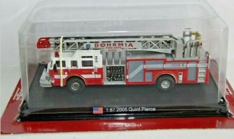 Del Prado 142 HO 2005 Pierce Quint Fire Truck