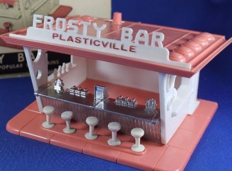 Plasticville 79 HO Frosty Bar Building Kit