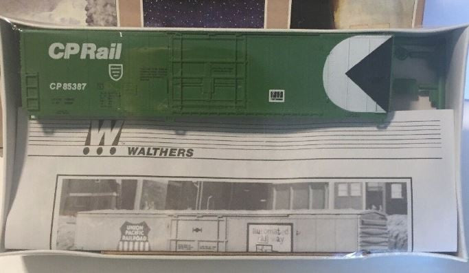Walthers 932-4758 HO 50' FGE Insulated Box Car CP Rail